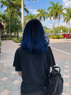 Blue Balayage, Blue Ombre Hair, Dark Blue Hair, Short Hair Color, Hair Color Blue