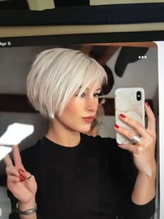 Short Bob With Side Bangs, Bob With Side Bangs, New Year Hair, Hair Stages, Kort Bob, My Haircut, New Year Hairstyle, Hair Styles Short, Hairstyles For Fine Hair