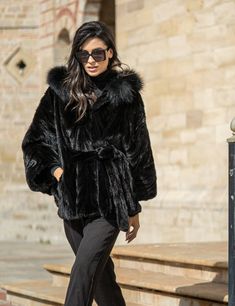 #papelfurs #fur #realfur #mink #minkfur #cape #minkfurcape #furcape #furfashion #furqueen #elegant #luxury #luxuryfur #winter #winterstyle #spring #springstyle #ootd #womensouterwear #womensclothing #furlovers #furlove #furlover #sale #summersales #onlineshopping #australia #melbourne #sidney #brisbane #goldcoast #australiafashion #melbournefashion #eshop #brandnew #exclusivecollection Black Cape, Fabulous Furs, Nyc Fashion