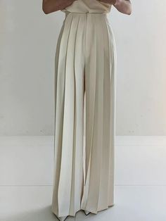 High Waisted Wide Leg Pants, Plain Pants, Sewing Things, High Waist Wide Leg Pants, Maxi Robes, Pantalon Large, Maxi Skirts, Type Of Pants