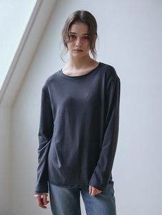 Composition : COTTON 58% POLYESTER 37% POLYURETHANE 5%Color : CHARCOALCountry of Origin : KOREA Raw Edge, Long Sleeve Tshirt, Composition, Top Outfits, The Originals, Clothes For Women, Long Sleeve, T Shirt, Clothes