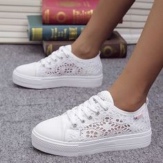 Casual White Shoes, Pinterest Pretty, Skateboard Fashion, Woman Sneakers, Glam Life, Wedding Sneakers, White Casual Shoes, Mesh Heels, White Shoes Sneakers