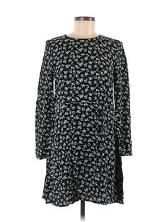 H&M Casual Dress Size: 6 Black Dresses - used. 100% VISCOSE, Crew Neck, Print, Midi/Calf Length, Long Sleeve | H&M Casual Dress: Black Print Dresses - Used - Size 6 Black Print Dress, Casual Dress Black, Dress H&m, Black Casual Dress, Paisley Dress, Black Dresses Casual, Print Dresses, Black Dresses, Floral Dress Black