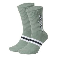 Air Jordan Unisex Sports Socks 1 Packs Green SK0024-352 Couple Basketball, Cozy Couple, Nike Jordan 1, Sports Socks, Sport Socks, Nike Jordan, Stylish Sneakers, Jordan 1, Air Jordan