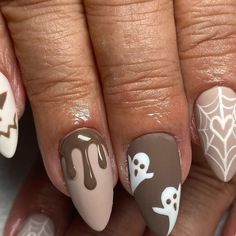 September Halloween Nails, October Nail Art Designs, How To Do Matte Nails, Fall Fun Nails, Cute Fall Almond Nails, Fall Summer Nails, Alt Fall Nails, Fun September Nails, Short Nails Art Fall