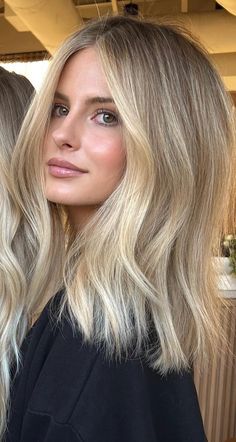 Mid Length Blonde Hair, Medium Blonde Hair, Summer Blonde Hair, Dirty Blonde Hair, Blonde Hair Looks, Penteado Cabelo Curto, Mid Length Hair