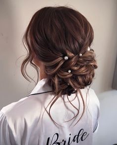 23 Wedding Updos for Medium Length Hair Open Back Hairstyles Wedding, Medium Length Hair For Wedding, Wedding Hairdos For Medium Length, Open Back Hairstyles, Hair For Wedding Bridesmaid, Wedding Hairstyles For Bride, Hairstyles For Bride, Adorable Hairstyles, Wedding Hairstyles Medium Length