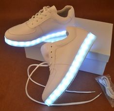 Pink Shoes Outfit, Kawaii Clothing, Led Shoes, Light Up Shoes, Lit Shoes, Men's Casual Shoes, Shoes Air, Martin Boots, Fashion High Heels