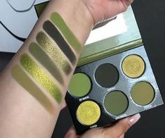 August Makeup, Olive Palette, Face Jewelry, Dream Makeup, Makeup Wishlist, Eye Palettes