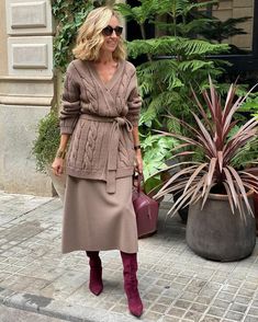 Moda Over 50, Mode Dope, Over 60 Fashion, Winter Mode, 60 Fashion, Over 50 Womens Fashion, 가을 패션, Fashion Over 50, Winter Fashion Outfits