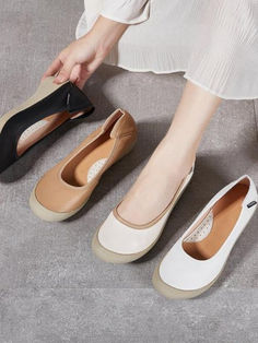 Upper Material:	Cowhide/Calf Sole Material:	Rubber Heels:	Flat Toe:	Round Toe Closure Type:	Slip-On Gender:	Female Lining Material:	Pigskin Heel Height:	4cm Season:	Summer Weight:	950 gram  #slipon #teachershoes #leather #workingshoes Summer Cream Flats With Low Heel, Cream Flats Medium Width, Summer Beige Flats, Medium Width, Beige Almond Toe Flats For Summer, Beige Medium Width Flats, King Shoes, Teacher Shoes, Comfortable Work Shoes, Female Teacher