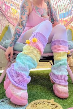 Rainbow Stripe Leg Warmers | My Violet Cute Streetwear, Crochet Leg Warmers, Rainbow Outfit, Rainbow Crochet, Amy Rose, Fun Crochet Projects, Really Cute Outfits, Kawaii Clothes