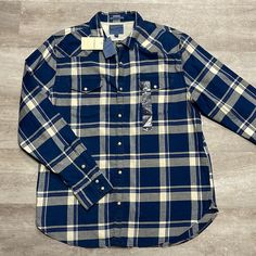 Mens Lucky Brand Blue Button Down Flannel Shirt Size Large Classic Fit Comfortable, Versatile, Durable Blue Long Sleeve Flannel Shirt With Pockets, Classic Blue Long Sleeve Flannel Shirt, Classic Blue Collared Flannel Shirt, Blue Long Sleeve Flannel Shirt With Button Closure, Blue Collared Flannel Shirt, Blue Long Sleeve Flannel Shirt With Buttons, Classic Blue Flannel Shirt With Buttons, Classic Cotton Flannel Shirt With Snap Buttons, Blue Button-up Flannel Shirt