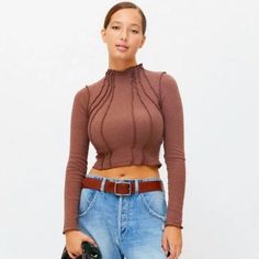 Urban Outfitter's Bdg Brand Long Sleeve Crop Top With Mock Neck. Vertical Seaming Along The Front And Back To Elevate This Basic Shirt. Brand New With Tags! Size Medium Cropped Polo Shirt, Flowy Crop Top, Mock Neck Crop Top, Sports Crop Tops, Lace Sleeve Top, Denim Crop Top, Urban Outfitters Women, Velvet Crop Top, Wear Crop Top