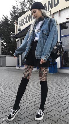 Grunge Hipster Fashion, Look Grunge, 일본 패션, Grunge Look, Looks Black, Alt Fashion, Winter Trends, Indie Outfits