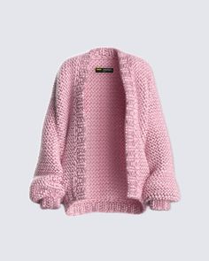 Cozy up in the cutest way with this slouchy pink cardigan 💗 Crafted from high-quality hand-knitted fabric, this piece features an oversized fit and long sleeves, perfect for those snug and stylish moments 😌 Chunky Hand Knit, Hand Knit Cardigan, Mode Zara, Vegan Leather Skirt, Chunky Cardigan, Pink Cardigan, Dolce E Gabbana, Cute Everyday Outfits