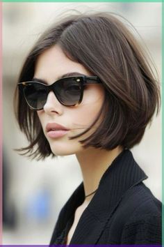 Classic Bob Hairstyle, Curly Pixie Haircuts, Braided Bun Hairstyles, Life Tips, Beauty And Lifestyle, Short Bob