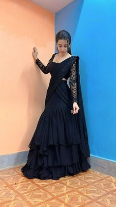 Designer Black Saree, Part Wear Dresses Designs, Ready To Wear Saree For Wedding, Idea For Dress Design, Black Ready To Wear Saree, Ready To Wear Saree Party Wear, Wedding Wear Dresses For Women, Dresses With Sarees, Lahanga Saree