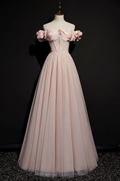 Princess Ball Gowns Light Pink, Pink Aesthetic Wedding Dress, Coranation Dresses, Off The Shoulder Princess Dress, Princess Clothes Aesthetic, Aurora Prom Dress, Princess Day Dress, Real Princess Dresses, Pink Dress Fancy