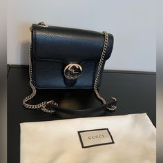 Gucci Interlocking Chain Crossbody Bag Leather Size Small 8x6x2.5 Gold Hardware Dust Bag Included Great Condition Bags Gucci, Chain Crossbody Bag, Gucci Bags, Leather Crossbody Bag, Gold Hardware, Leather Bag, Crossbody Bag, Dust Bag, Bag Lady