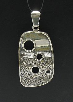 Sterling silver pendant - PE000415. Stamped 925. Approximate weight 7.60 grams. Dimensions (without bail) 3.5x2.2cm (1.40x0.88 inches) All our jewels are made from solid sterling silver 925/1000 and are carefully crafted by hand in our family workshop.We dispatch your orders in 5 working days, worldwide and the postage is $5. We ship registered priority mail. Please allow 5-7 working days for delivery in Europe and 10-15 working days outside Europe.For any questions – please do not hesitate to c Silver Jewels, Classic Ring, Fine Jewellery Necklace, Handmade Sterling Silver, Sterling Silver Pendant, Sterling Silver Pendants, Priority Mail, Silver 925, Silver Pendant