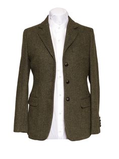 The Kennedy Jacket Our ladies green herringbone three button closure Irish tweed jacket is a powerful Irish design. The traditional herringbone green tweed contains flecks of colour, for an immediate feel of the Irish landscape. Cut with quirky design details, it has been designed with a nod to Irish historical events. This jacket has been created by our expert tailors with patterns that offer our clients a tailored crisp jacket that is suitable for casual or more formal events. Our tweeds are u Herringbone Vest, Herringbone Tweed Jacket, Womens Tweed Jacket, Tweed Vest, Tweed Waistcoat, Green Tweed, Irish Design, Herringbone Tweed, Tweed Blazer