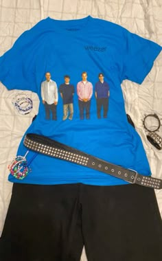 weezer outfit =w=  shirt: spencers jeans: old navy bracelets: i made :3 cuffs: amazon  11/28/24 Weezer Shirt Outfit, Weezer Outfit, Trans Man Outfits, Weezer Shirt, Your Worthy, Persona Ideas, Navy Bracelet, River Outfit, Fire Clothes