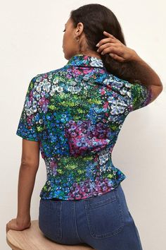 Style: ShirtDesign: FloralFabric: JerseyNeckline: CollaredSleeve Length: Short Sleeve Oasis Fashion, Oasis, Buy Online, Shop Now