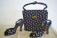 1960's Shoes, 50s Chic, 50's Fashion, 1950 Fashion, Pink Handbag, Historic Fashion