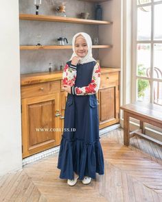 Denim Gown, Kids Abaya, Satin Flower Girl Dress, Dress Gamis, Modest Fashion Hijab, Muslimah Dress, Islamic Dress, Girl Dress Patterns