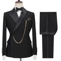 Discover Jadon Black Point Lapel Fashion Slim Fit Business Mens Suit with bradymensuit. Shop for a range of Black Peaked Lapel men's suits for every occasion with rush order service in cheap price. Men Suits Prom, Black Groom, Suit Prom, Blazer Wedding, Wedding Blazers, Business Casual Suit, Suit Styles, Indian Men, Groom Tuxedo