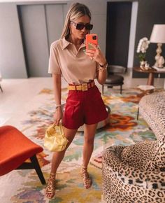 Looks frescos com shorts e sem salto - tem leveza, mas tem estilo Looks Shorts, Looks Com Short, Outfit Basic, Outfit Looks, Seasons Of The Year, Basic Style, Short Outfits, Casual Looks, Influencer