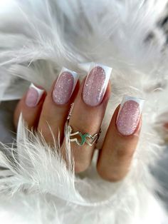 Natural Nails Manicure, Pretty Gel Nails, Xmas Nails, Bling Nails, Nail Manicure, Nail Artist, Nail Tech, French Nails