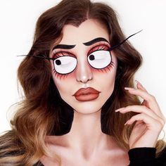 Makeup-Artists-Sisters-Charlotte-Abby-Roberts- Abby Roberts, Creepy Halloween Makeup, Make Up Tutorials, Halloween Eye Makeup, Face Art Makeup, Halloween Makeup Inspiration, Character Makeup, Youtube Makeup, Halloween Makeup Easy