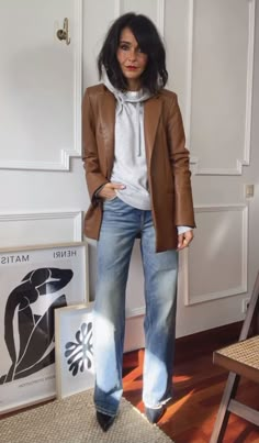 Camel Leather Blazer Outfit, Camel Blazer Outfits Women, Camel Blazer Outfit, Smart Dressing, Warm Tights, Best Winter Outfits, Chunky Sweaters