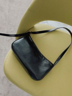 Cheap Versatile Baguette Shoulder Bag, Luxury Minimalist Crossbody Shoulder Bag, Cheap Crossbody Baguette Bag With Single Handle, Cheap Black Bag With Long Strap, Cheap Black Shoulder Bag With Zipper, Luxury Black Everyday Shoulder Bag, Cheap Classic Baguette Bag For Everyday, Cheap Black Everyday Bags, Cheap Everyday Edgy Bags