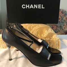 Gorgeous Unique Chanel Open Toe Heels! 100% Authentic Buttery Soft Lamb Skin Leather Excellent Preowned Condition Made In Italy Size 37.5 Italian To Us Size 7 1/2 Classic! Vintage Chanel Chanel Open Toe, Vintage Chanel Kitten Heels, Designer Patent Leather Heels With 4-inch Heel, Luxury 4-inch Kitten Heels In Patent Leather, Open Toe Heels, Shoes Chanel, Chanel Shoes, Vintage Chanel, Classic Vintage