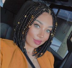 30 Knotless Braids, Knotless Braids With Beads, Cornrows With Beads, Black Hair Afro, Box Braids Bob, 90’s Hairstyles, Individual Braids