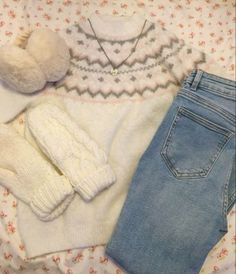 Pink Cool Outfits, My Winter Aesthetic, Couqutte Winter Outfit, Dream Wardrobe Outfits, Dream Clothes Outfits, 40 Kg Aesthetic, Cute Pink Winter Outfits, Winter Pink Outfit, Winter Style Aesthetic