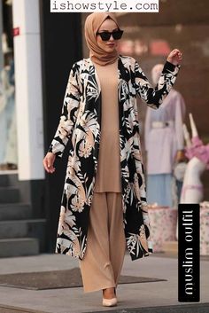 Trendy Long Abaya Design ideas - Unique Colors of abaya outfit ideas Modern Hijab Fashion, Mode Kimono, Hijab Fashionista, Hijab Trends, Modest Style, Muslim Fashion Hijab Outfits, Salwar Kamiz