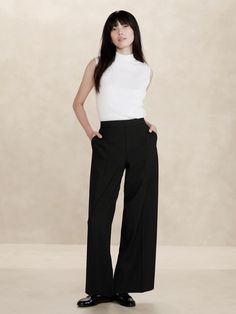 Hayden Wide-Leg Pant | Banana Republic Factory Modern Suits, Wardrobe Update, Banana Republic Factory, Classic Chic, Navy Color, Petite Size, Womens Fall, Summer Collection, Effortless Style