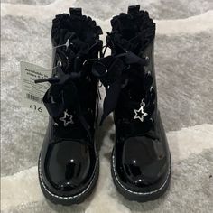 Brand New, Girls Zip Down Black Boots With Star Accents! Cute Lace-up Winter Boots, Cute Black Lace-up Boots, Black Round Toe Boots For School, Cute Black High-top Boots, Black Majorette, Majorette Boots, Girls Black Boots, Swag Shoes, Girls Black