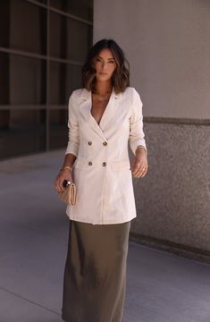 Expertly crafted with shoulder pads, faux pockets, and an oversized fit, the Elegant Evening Blazer exudes luxurious style and sophistication. Its structured silhouette adds a touch of elegance to any ensemble, making it a perfect choice for any formal event or special occasion. Fabric 100% polyester Elegant Fall Blazer For Office, Elegant Structured Blazer For Fall, Elegant Office Outerwear With Suit Collar, Elegant Tailored Outerwear For Office, Elegant Business Casual Blazer, Elegant Notch Lapel Outerwear For Office, Elegant Outerwear With Suit Collar For Business Casual, Elegant Business Outerwear With Structured Shoulders, Chic Long Sleeve Formal Blazer