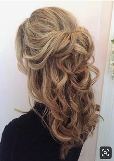 Down Curly Hairstyles, Down Hairstyles For Long Hair, Half Up Half Down Hairstyles, Penteado Cabelo Curto, Hair St, Half Up Half Down Hair, Hairstyles For Long Hair