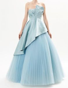 J. Mendel: Gorgeous baby blue gown with tulle! I love the mixed fabric and the pleats. Luxury Evening Dress With Pleated Bodice And Voluminous Skirt, Luxury Organza Evening Dress With Pleated Bodice, Luxury Pleated Bodice Satin Dress For Wedding, Luxury Satin Dress With Voluminous Skirt, Luxury Bustier Corset Dress With Pleated Bodice, Luxury Tulle Lace Dress For Gala, Luxury Satin Evening Pleated Dress, Bustier Top Wedding Dress Tulle Skirts, Luxury Taffeta Dress With Pleated Bodice