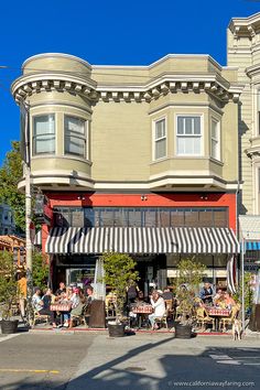 Fillmore Street San Francisco Coffee Shop, San Francisco Cafe, San Sequoia, San Francisco Itinerary, Billionaires Row, San Fransico, Usa San Francisco, San Francisco Shopping, Pacific Heights