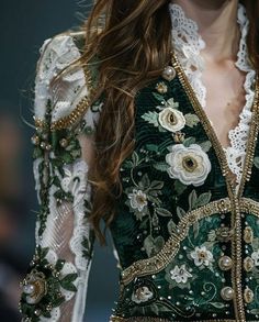 Best Dresses Of All Time, Polish Royalty Clothes, Fantasy Clothing, Fantasy Fashion, Character Outfits, Mode Inspiration, Costume Design, Couture Fashion, Classy Outfits