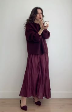 Modest Winter Dresses, Modern Fantasy Fashion, Soft Autumn Romantic, Parisian Chic Fashion, Korea Outfits, Christian Style, Minimal Clothes, Winter Romantic, Light Autumn