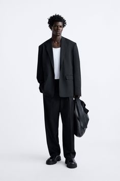 Oversized Suits Men, Satellite Video, Men Blazer Outfit, Black Blazer Men, All Black Suit, Black Blazer Outfit, Zara Suits, Black Suit Men