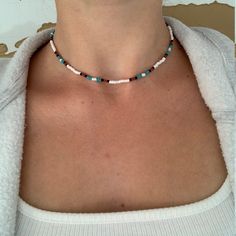 Summer Turquoise Choker With Colorful Beads, Adjustable Minimalist Choker For Beach, Trendy Turquoise Beaded Necklaces, Minimalist Beaded Necklaces With Colorful Beads For Summer, Trendy Summer Vacation Choker, Trendy Summer Round Beads Choker, Trendy Everyday Beaded Choker Necklace, Trendy Everyday Beaded Necklaces For Summer, Minimalist Tiny Beads Choker For Summer